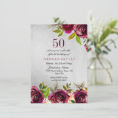 Burgundy Floral Silver 50th Birthday Invite Kaart (Staand voorkant)
