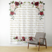 Burgundy Floral Step & Repeate Afstuderen Backdrop Wandkleed (In situ)