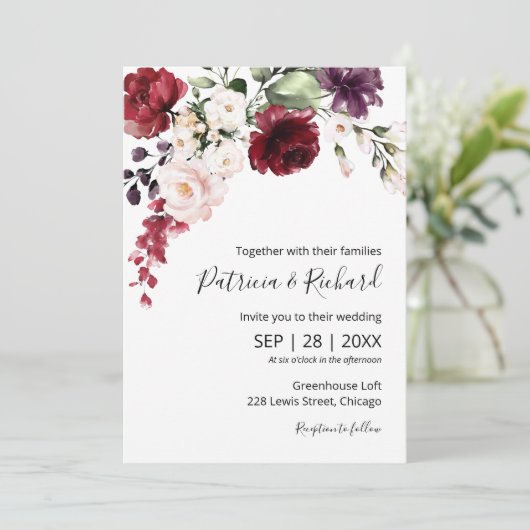Burgundy Floral Waterverf Elegant Wedding Kaart (Staand voorkant)