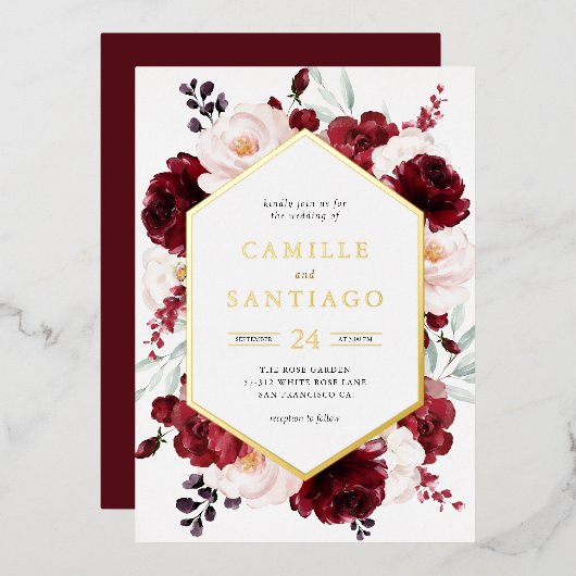 Burgundy Floral Wedding Invitation Folie Uitnodiging (Voorkant / Achterkant)