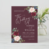 Burgundy Floral Wedding Invitation Kaart (Staand voorkant)