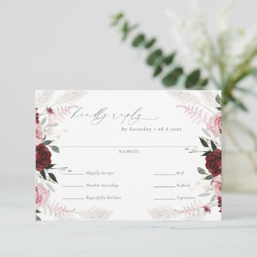Burgundy Floral Wedding Meal Choice RSVP-kaart RSVP Kaartje (Staand voorkant)