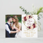 Burgundy Floral Wreath Gold Photo Save the Date (Staand voorkant)