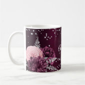 Burgundy florals elegant monogram koffiemok (Links)