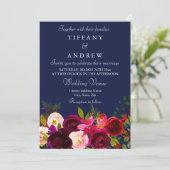 Burgundy Flowers Floral Navy Wedding Invitation Kaart (Staand voorkant)