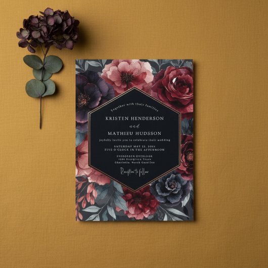 Burgundy Gilded Bloom Wedding Kaart