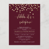 Burgundy & Gold Confetti Surprise Birthday Party Uitnodiging Briefkaart (Voorkant)