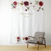 Burgundy Gold Floral Wedding Photo Booth Backdrop Wandkleed (In situ)