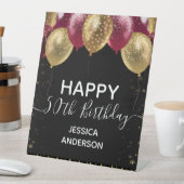 Burgundy Gold Happy 50e verjaardag Reclamebord Met Voetstuk (Insitu)