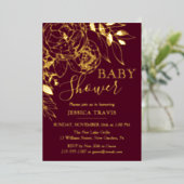 Burgundy & Gold Modern Floral Baby shower Folie Uitnodiging (Staand Voorkant)