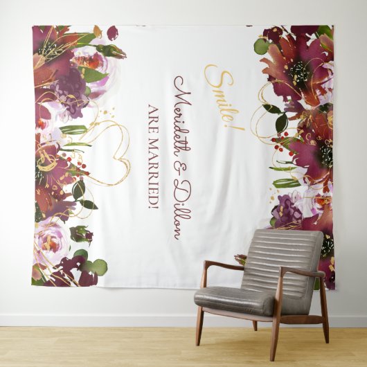 Burgundy Gold Pink Floral Photo Booth Backdrop Wandkleed (In Situ (horizontaal))