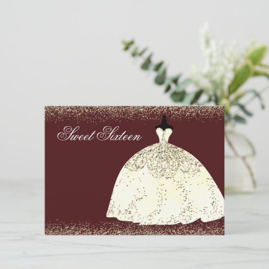 Burgundy Golden Dress Glitter Sweet 16 Invite Kaart (Staand voorkant)
