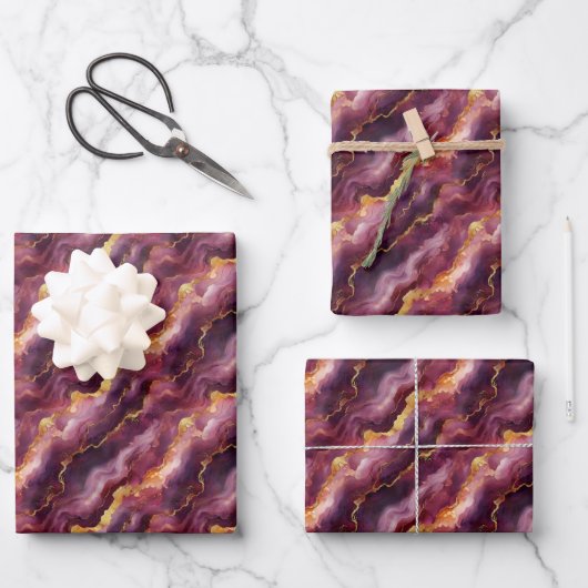 Burgundy & Goud Marmer Inpakpapier Vel (Voorkant)