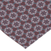 Burgundy & Gray Floral Painted Quilt Korte Tafelloper (Hoek)