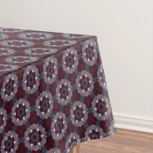 Burgundy & Gray Floral Painted Quilt Tafelkleed (Voorbeeld)