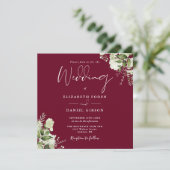 Burgundy Greenery Floral Monogram Square Weddensch Kaart (Staand voorkant)