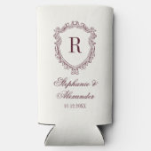 Burgundy & Ivory Monogram Crest Old Money Wedding Seltzer Blikjeskoeler (Achterkant)