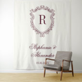 Burgundy & Ivory Monogram Crest Old Money Wedding Wandkleed (In situ)