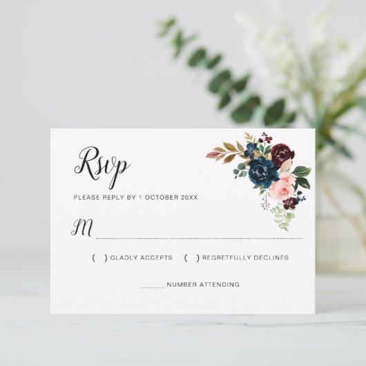 Burgundy marineblauw roze blozende bloem RSvP kaar (Staand voorkant)