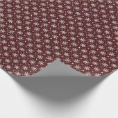 Burgundy Maroon White Snowflakes Lines Feestdagen Cadeaupapier (Hoek)