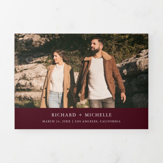 Burgundy Minimal Arch Photo QR code Wedding Drieluik Uitnodiging (Cover)