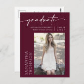 Burgundy Minimal Script dat ze heeft Afstuderen Briefkaart (Voorkant / Achterkant)