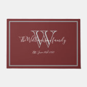 Burgundy Modern Monogram Name Cute Wedding Welcome Deurmat (Voorkant)