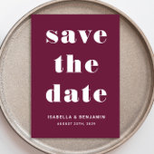 Burgundy Modern Typografie bespaart de datum van h Save The Date