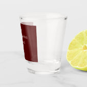 Burgundy moderne initialen minimalistische trouw shot glas (Rechts)
