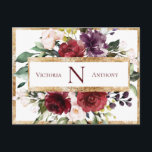 Burgundy Monogram Floral Gold Save the Date Briefkaart<br><div class="desc">Prachtige bruine bloemen met namen van bruid en groom met monogram in de Bourgogne. Goudstrim voor elegantie. Gewoon mooi.</div>