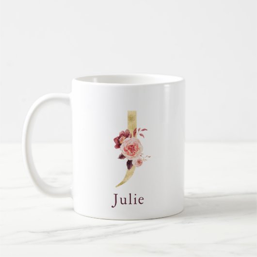 Burgundy naam en roze bloemmotief monogram letter  koffiemok (Links)