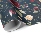 Burgundy Navy Blue Blush Floral bruiloft Cadeaupapier (Rol Hoek)