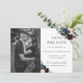 Burgundy Navy Blush Bloem Foto Save the Date Kaart (Staand voorkant)