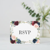 Burgundy Navy Blush Floral Gold RSVP Briefkaart (Staand voorkant)