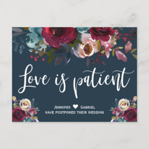 Burgundy Navy Floral Postponed Wedding Aankondigingskaart