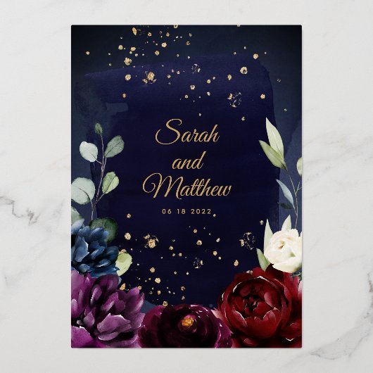 Burgundy Navy Wedding Gold Folie Uitnodiging (Achterkant)