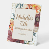 Burgundy Oranje Floral Gold Glitter 75th Birthday Reclamebord Met Voetstuk (Voorkant)