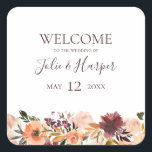 Burgundy Oranje Floral Wedding Welkom Vierkante Sticker<br><div class="desc">Deze bordeaux sinaasappels bloemenbruiloft welkom vierkante sticker is ideaal voor uw rustieke boho blozen, donkergroen en gouden tuin bruiloft. Het ontwerp is voorzien van een krans of boeket van minimalistische waterverf perzik, stoffig roos, paarse en lichtroze bloemblaadjes, samen met kopergroen, groengeel en roestkleurig groen. De bloemen in dit ontwerp zijn...</div>