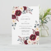 Burgundy Painterly Bloom Romance Wedding Kaart (Staand voorkant)