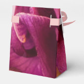 Burgundy Pink Columbine Bedankdoosjes (Achterkant)