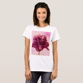 Burgundy Pink Columbine T-shirt (Voorkant volledig)
