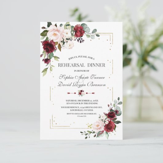 Burgundy Pink Floral Gold Glitter Rehearings Dinne Kaart (Staand voorkant)