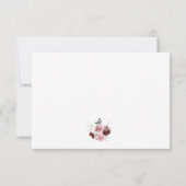 Burgundy Red Blush Pink Floral Wedding RSVP Kaartje (Achterkant)