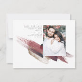 Burgundy Red en Gold Modern Save the Date Photo (Voorkant)