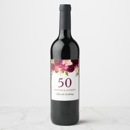 Burgundy Red Floral Boho 50th Birthday Party Wijn Etiket (Voorkant)