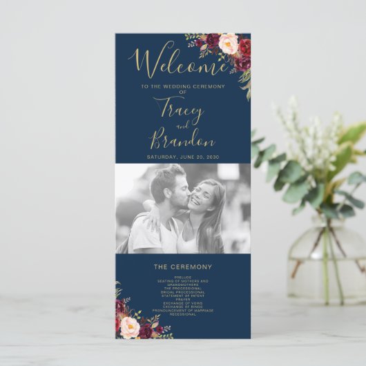 Burgundy Red Floral Navy Blue Script Weduwschap me Programmakaart (Staand voorkant)