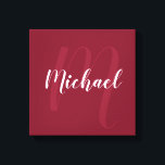 Burgundy Red gepersonaliseerd monogram en naam Canvas Afdruk<br><div class="desc">Gepersonaliseerde Monogram- en Familienaam Gift met de naam in witte,  moderne scriptletterstijl en monogram in lichtdoorschijnend rood,  modern script lettertype stijl als achtergrond op een rode achtergrond.</div>