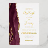 Burgundy Red Gold Agate Modern Wedding Folie Uitnodiging (Voorkant)