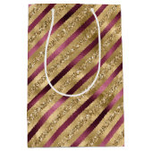 Burgundy Red Gold Glitter Stripes Medium Cadeauzakje (Voorkant)