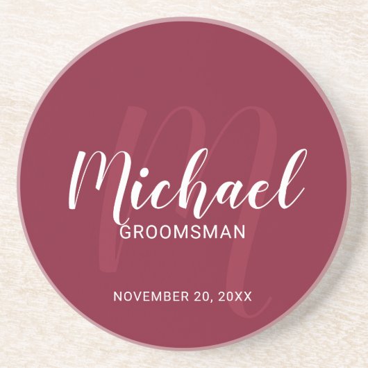 Burgundy Red Modern Script Personalized Groomsmen Zandsteen Onderzetter (Voorkant)